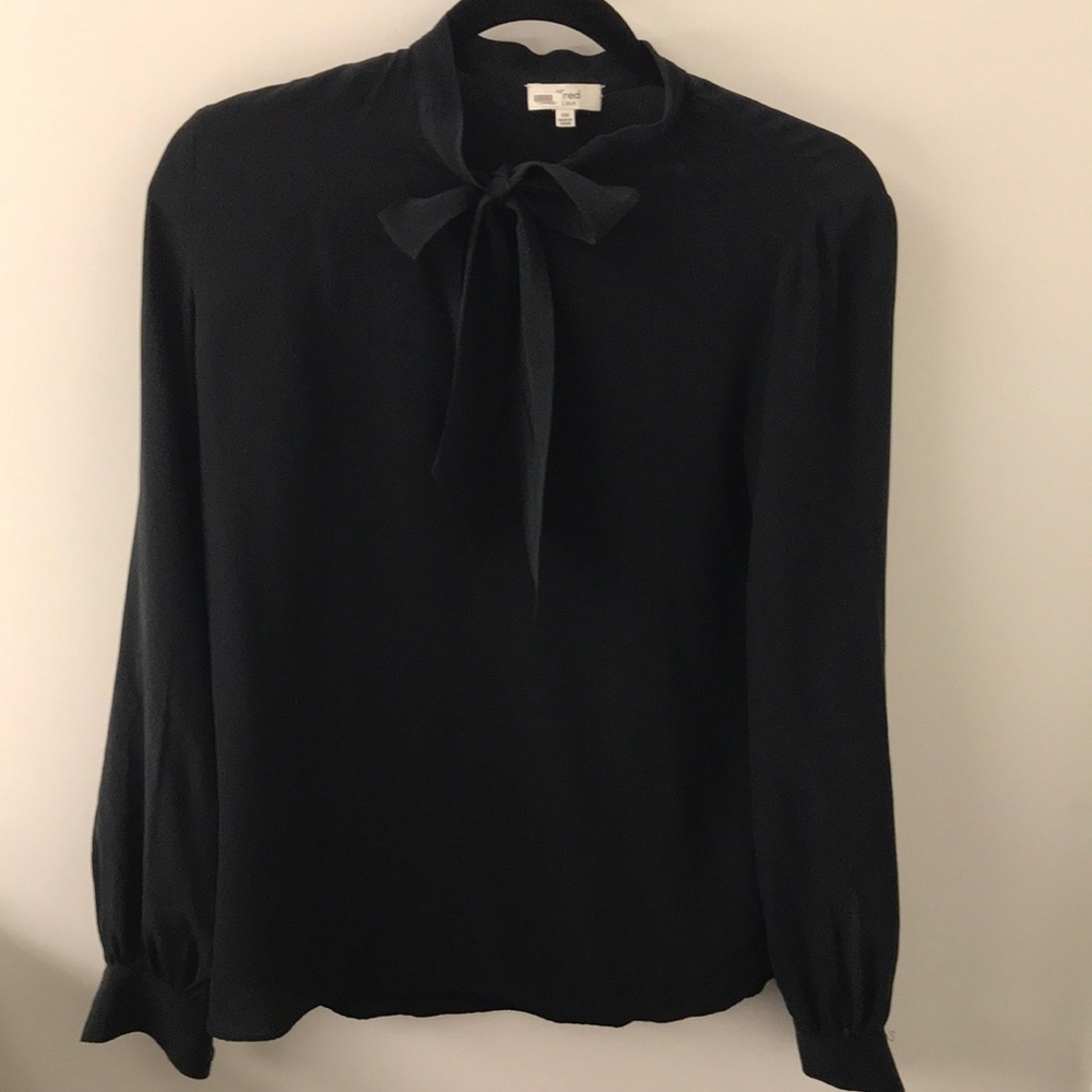 Black 100% silk Wilfred Blouse